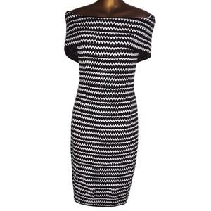 Elliatt Sz S  Faux Leather Off-The-Shoulder Fitted, Stretchy Bodicon Dress